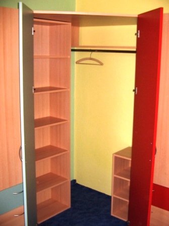 Dětské a student. pokoje — realizace 2
