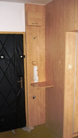 Vestavěné skříně — realizace 20